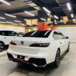 BMW i7 M-SPORT photo 17