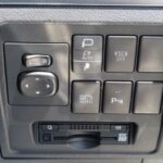 TOYOTA LAND CRUISER ZX photo 26