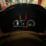 Nissan Kicks X TWO TONE photo 9