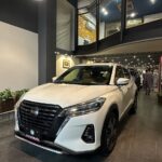 Nissan Kicks X TWO TONE photo 12