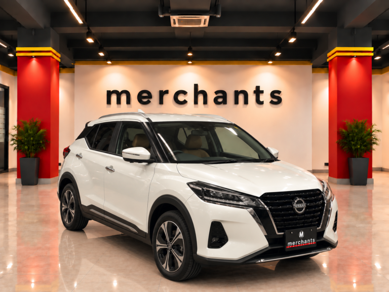 Nissan Kicks X TWO TONE